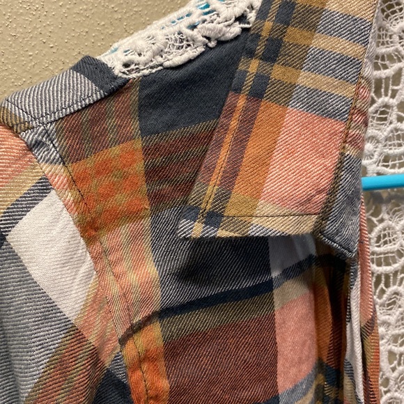 NWOT Flannel Lace Cardigan - Picture 5 of 9